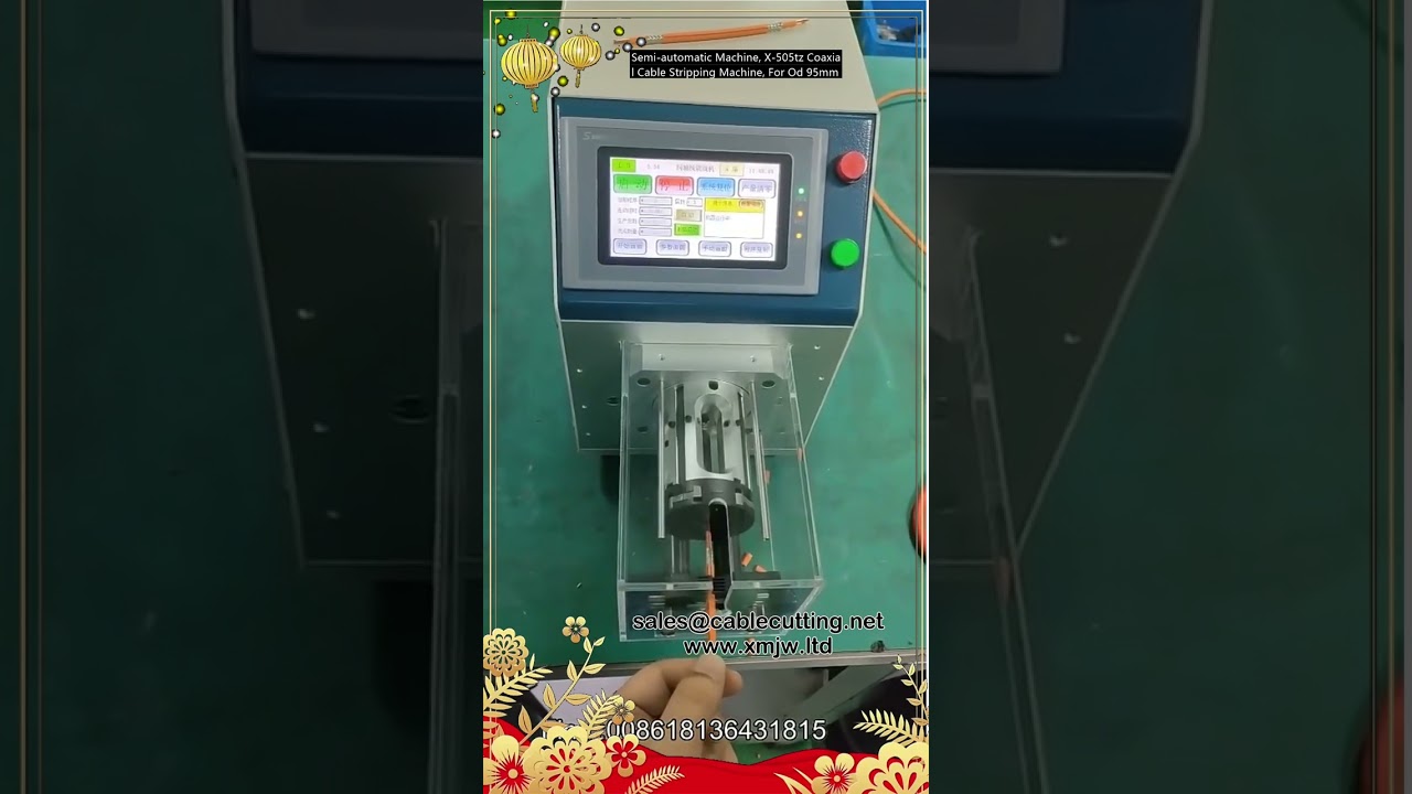 Poloautomatický stroj na odizolování koaxiálních kabelů