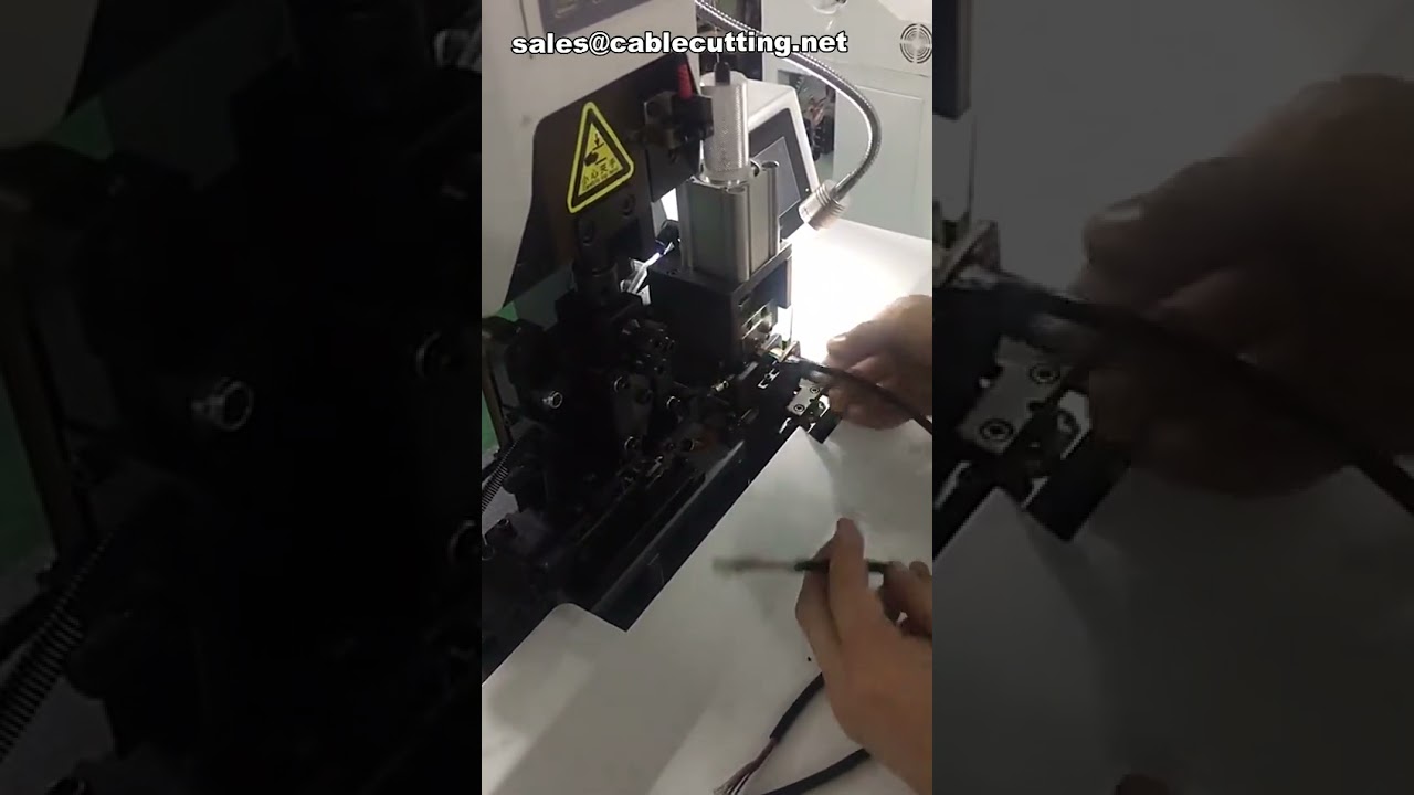 Elektrický odizolovač kabelů a krimpovací stroj BV Hardline MP4 – Profesionální zpracování vodičů
