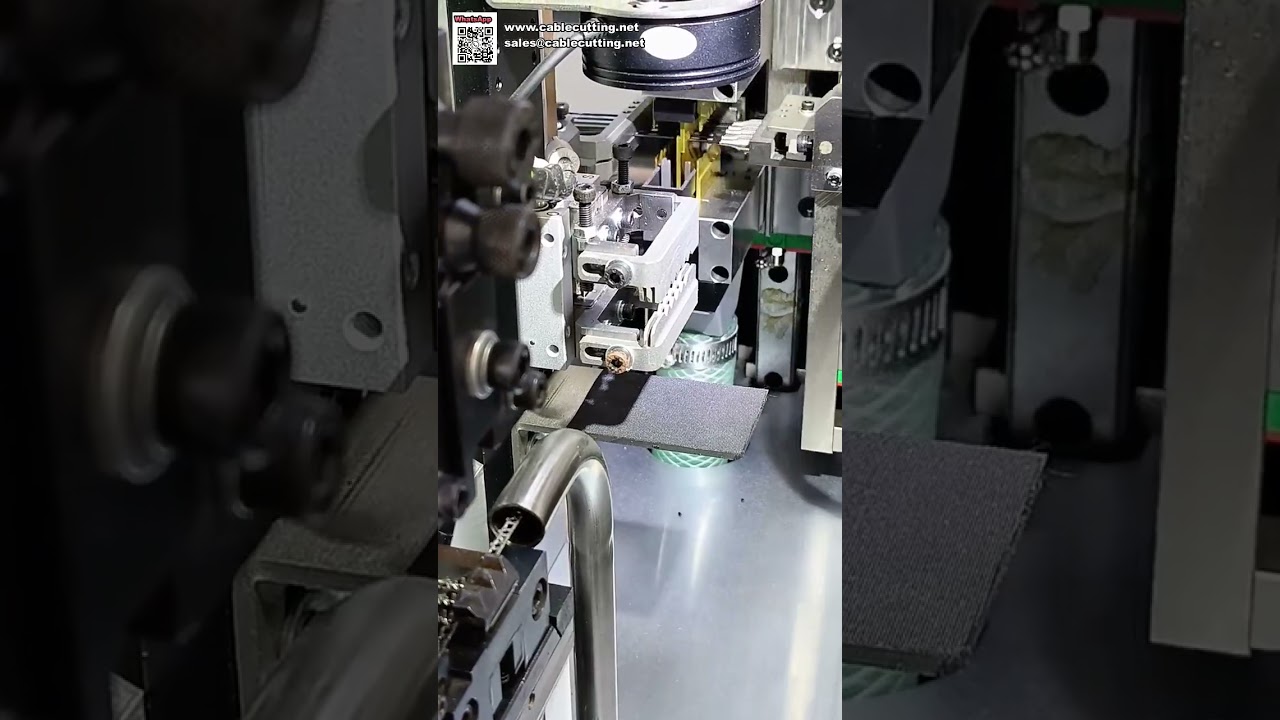 Plně automatický krimpovací stroj na terminály s pokročilým CCD vizuálním inspekčním systémem