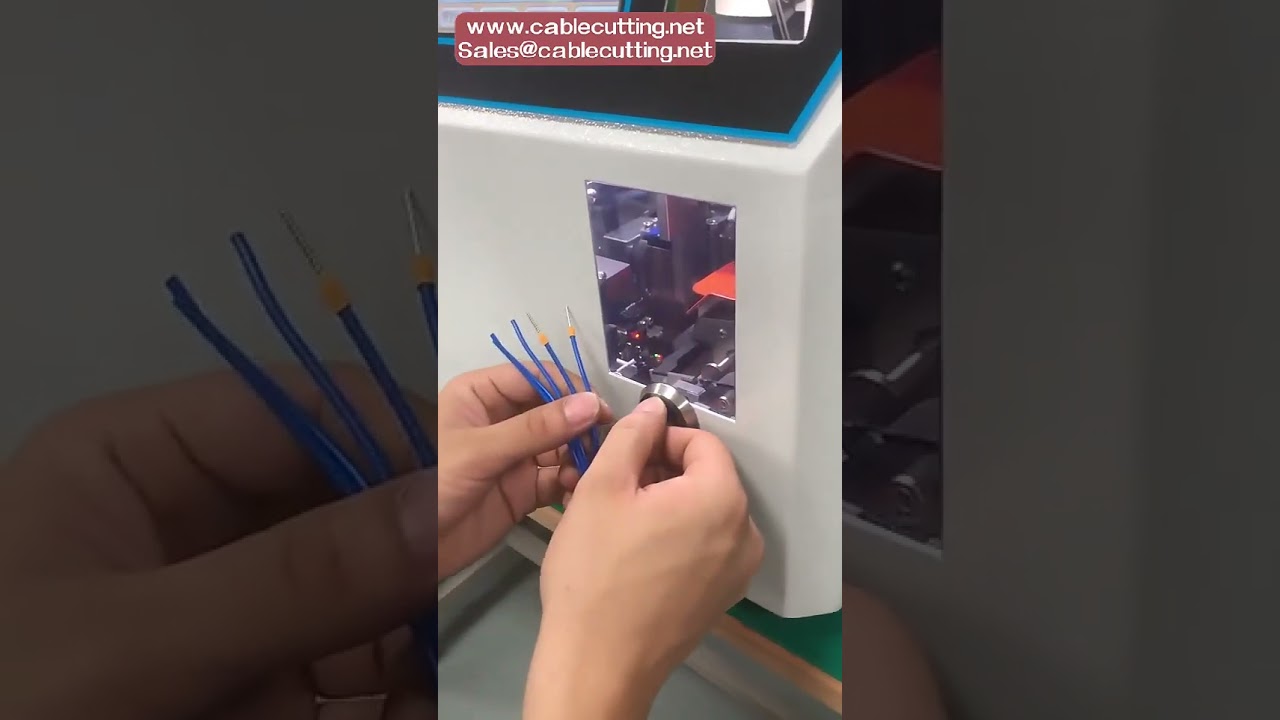 Efektivní odizolovací a krimpovací stroj pro předizolované konektory do 16 mm²