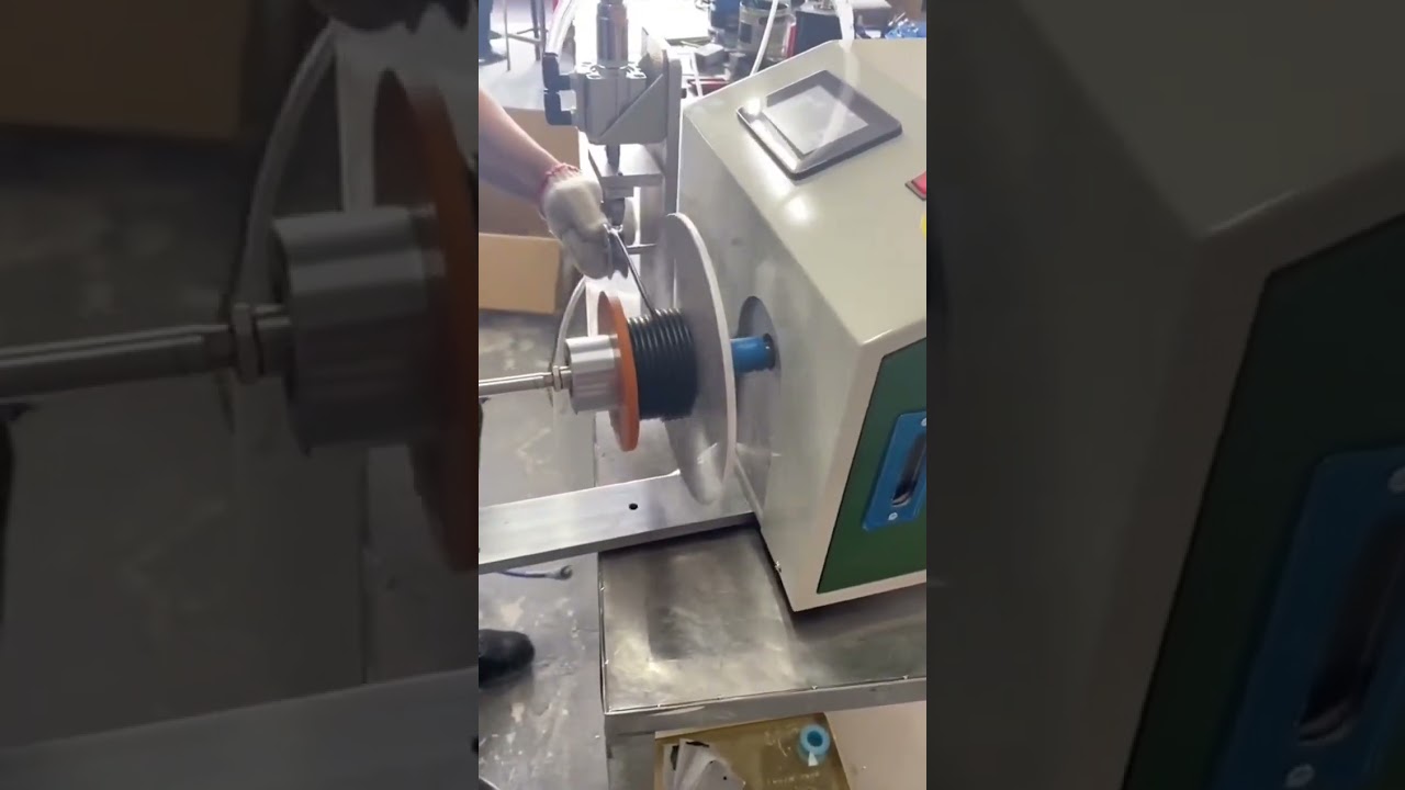 Automatický křížový navíjecí stroj na dráty pro výrobu kabelových svazků | Tovární automatizace
