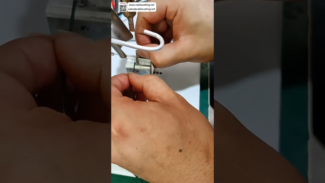 Poloautomatická bodová svářečka: Efektivní spojování kovových střepů a nerezových plechů