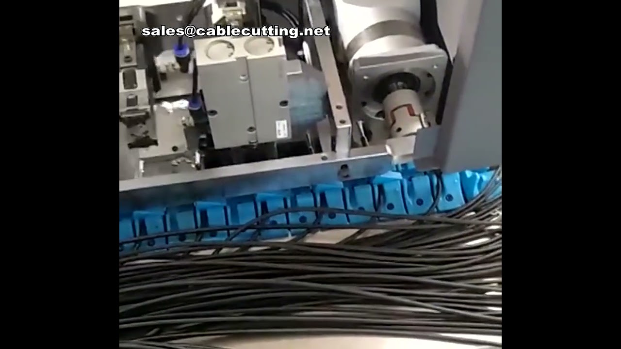 Automatický odizolovávač měděné a hliníkové fólie z kroucených kabelů pro car audio