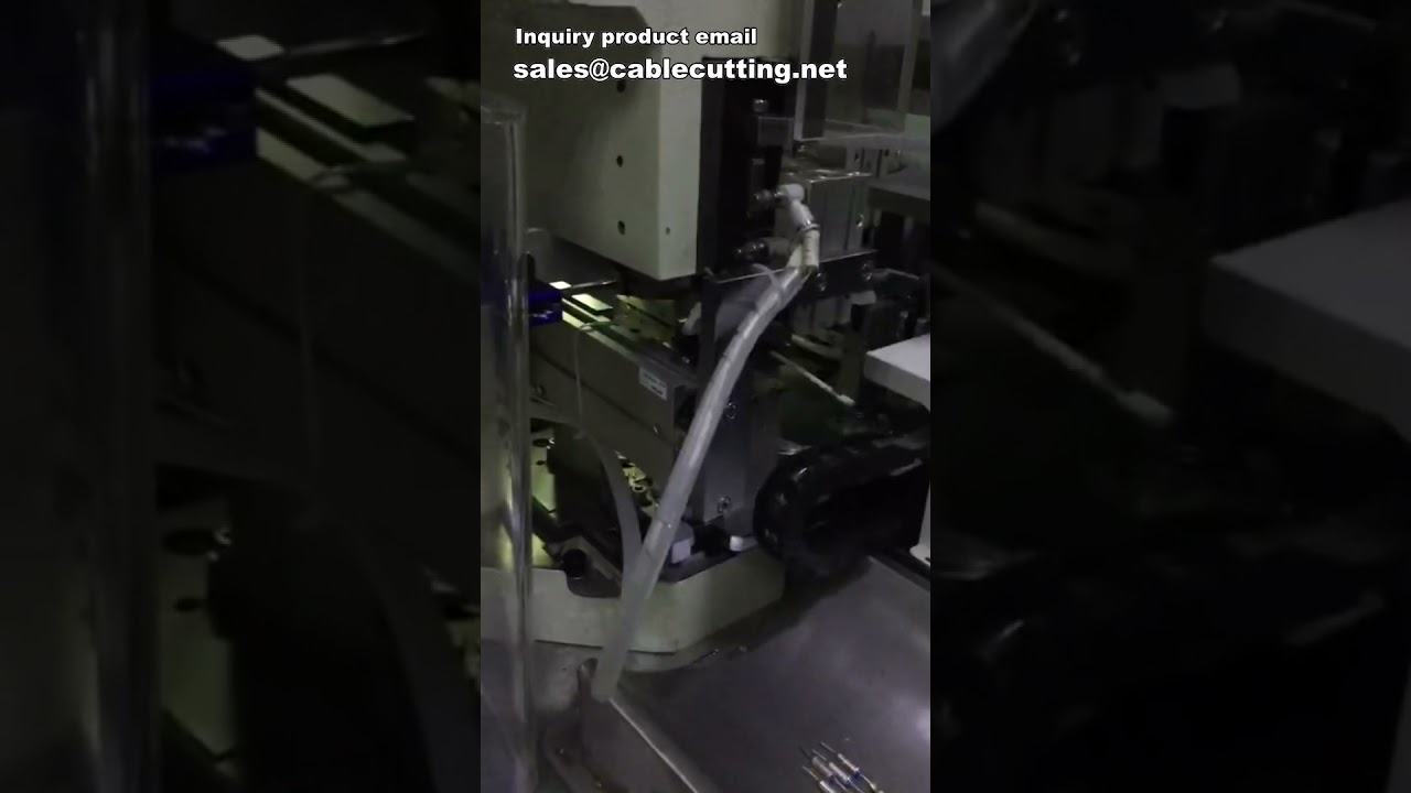 Automatický odizolovač a krimpovací stroj na dráty a konektory | Efektivní výroba elektrických spojů