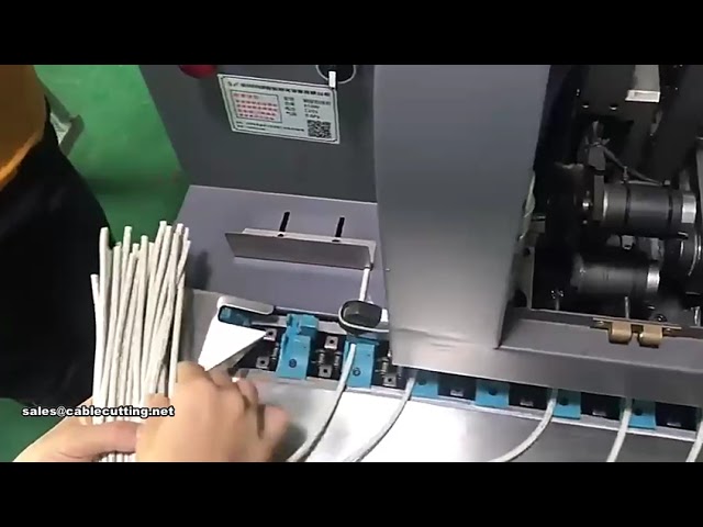 Plně automatický stroj na loupání hliníkové fólie pro USB 30/40 datové kabely a kovové kabelové svazky