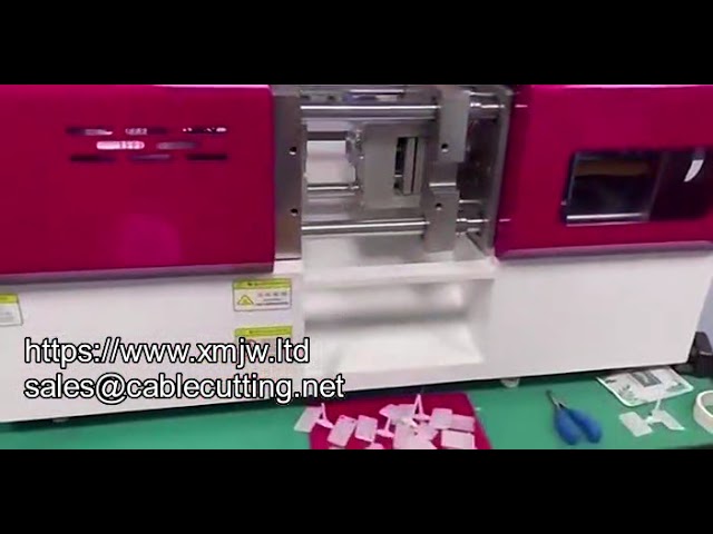 Malý elektrický stolní vstřikovací lis na plasty – ideální pro prototypy a malosériovou výrobu