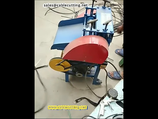 Automatický odizolovávač kabelů – recyklace měděného odpadu a domovních kabelů