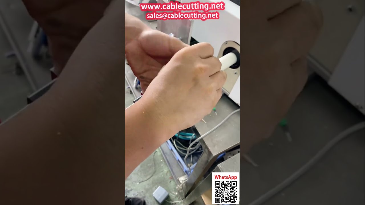 Automatic Coiling and Alignment Machine for Charge Cables on Cardboard Packaging