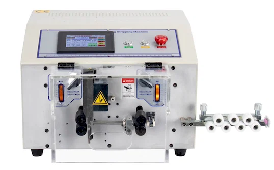 Ovládání dotykovou obrazovkou, automatická jednotka pro stříhání a odizolování kabelů WPM-SDBS